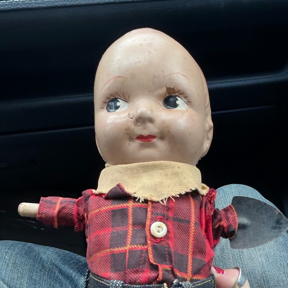 Meet your Posher, Noey